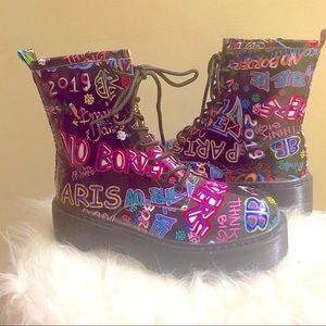 Graffiti Combat Platform Booties!💙💛🧡❤️